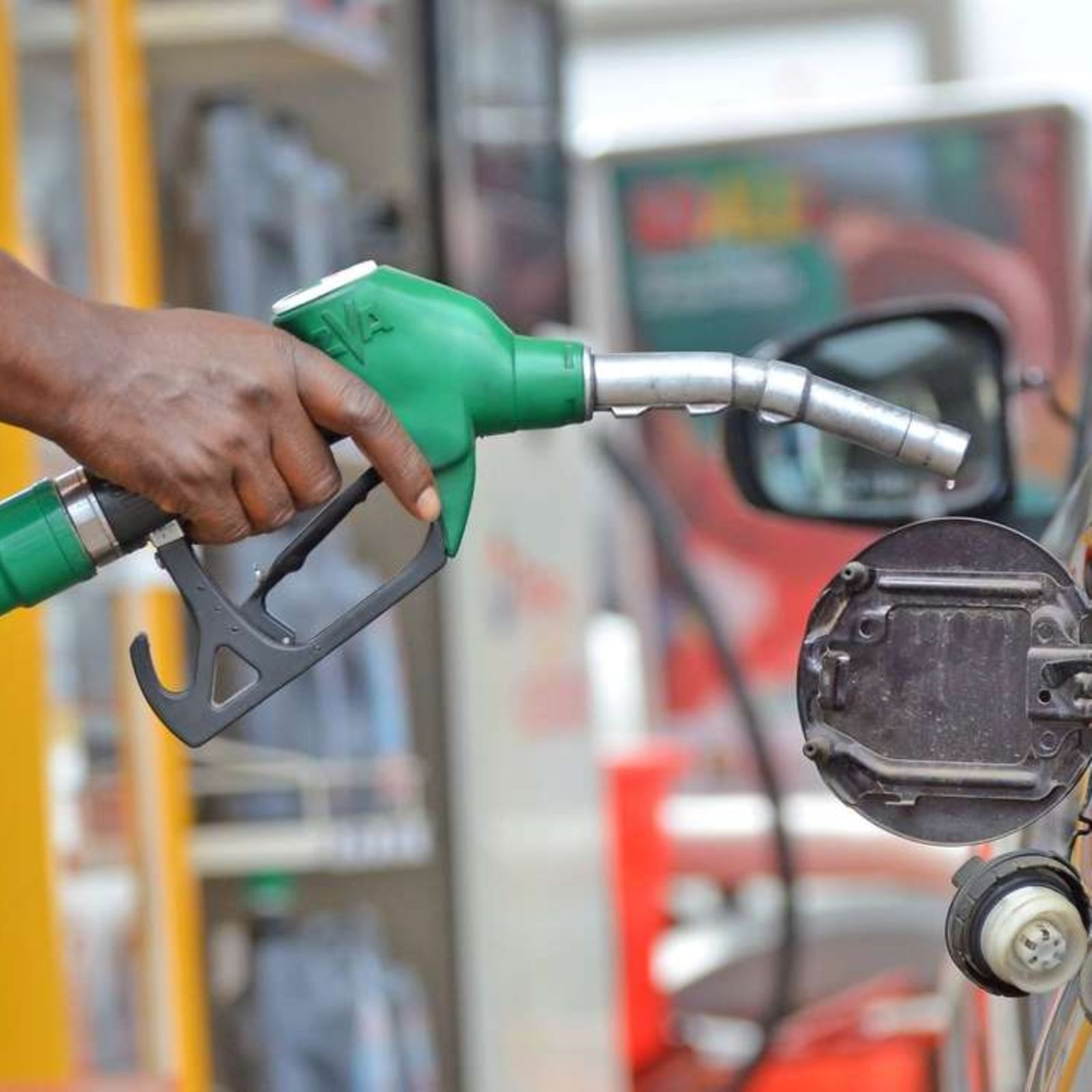 Fuel price hikes keep inflation high at 29.8% in June