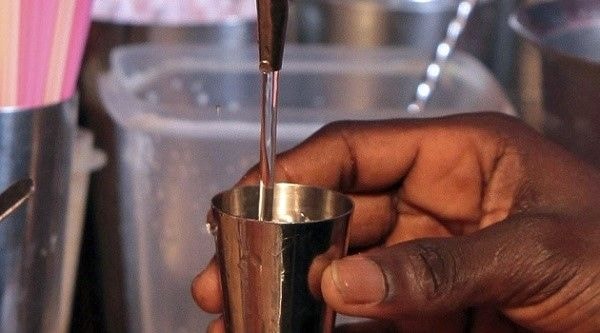 CanoeVibes: Why the smell of ‘Akpeteshie’ is difficult to shake off  