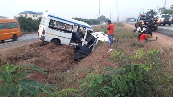 CanoeVibes: 22 years ago, Jerry John Rawlings survived an accident on the Tema Motorway