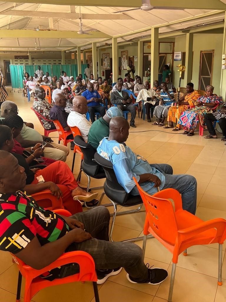 Sikkens presents bungalow, borehole to Tease Presby Hospital