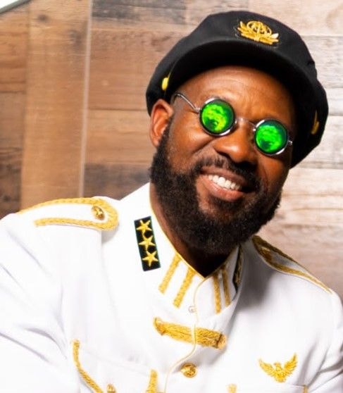 Ras General Stano says “which kin ting be dis”