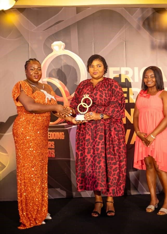 Happy FM Mass Wedding receives life achievement award at African Wedding Vendors Awards