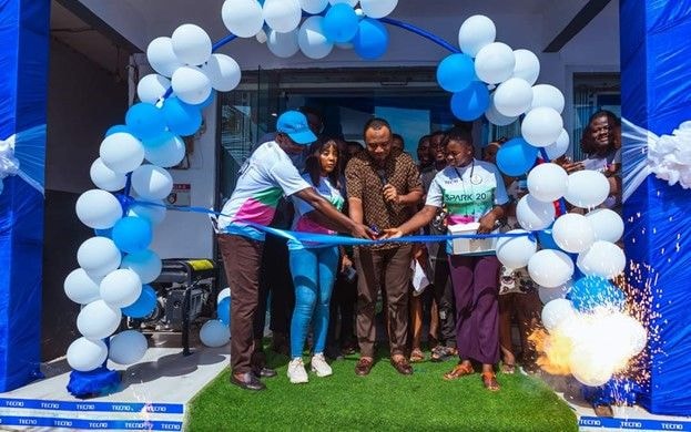 Maxbuy opens a new Tecno exclusive shop