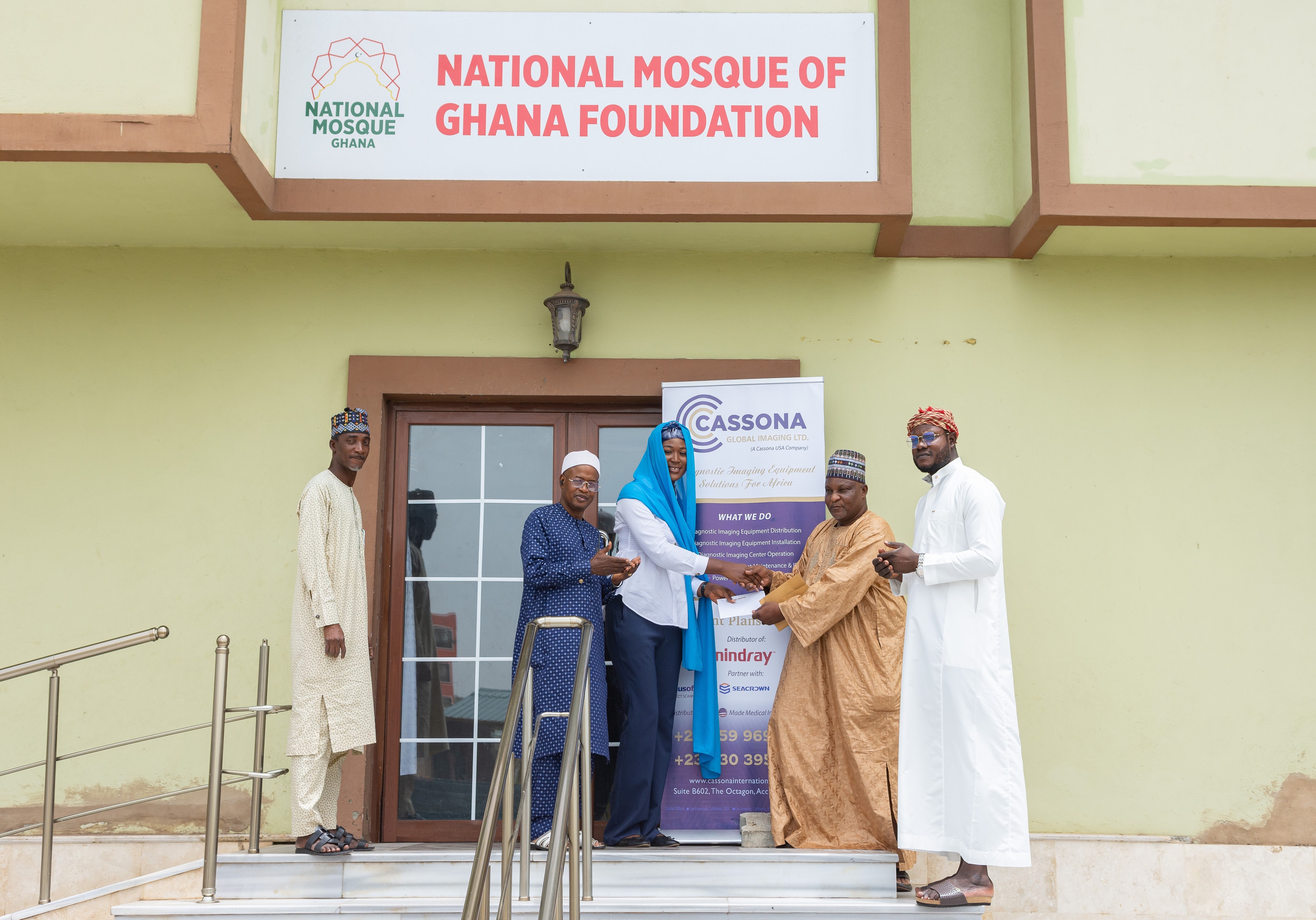 Cassona Global Imaging donates Ramadan package to national mosque