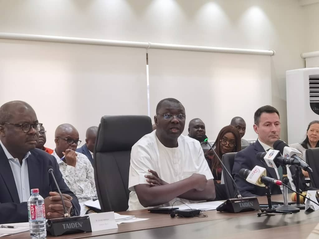 Gov’t determined to reach debt agreement within sustainable targets