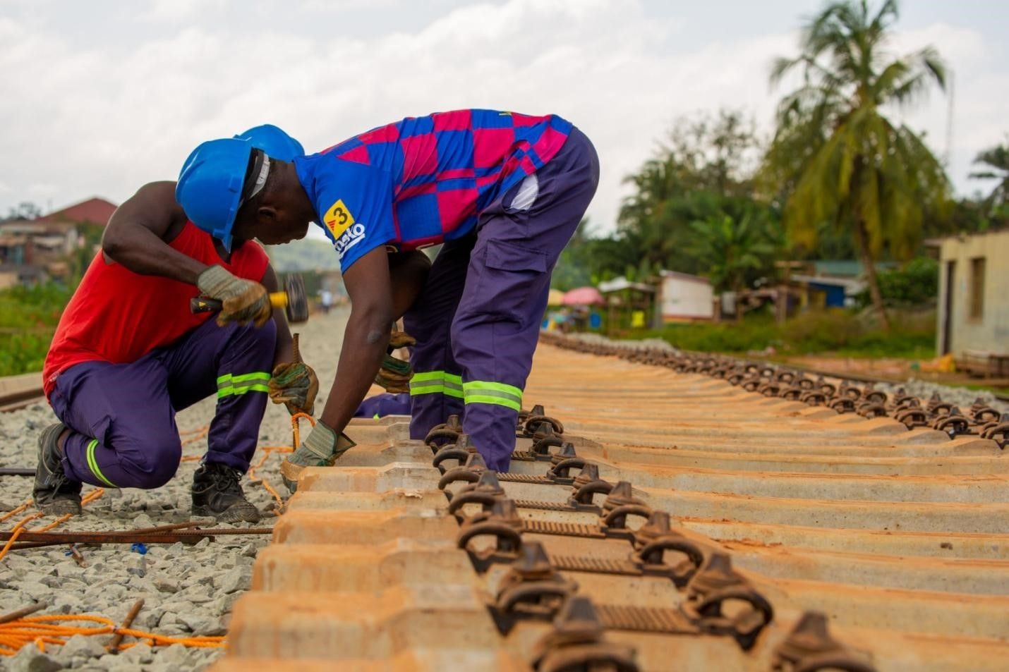 Building for future: developing infrastructure for an integrated aluminum industry