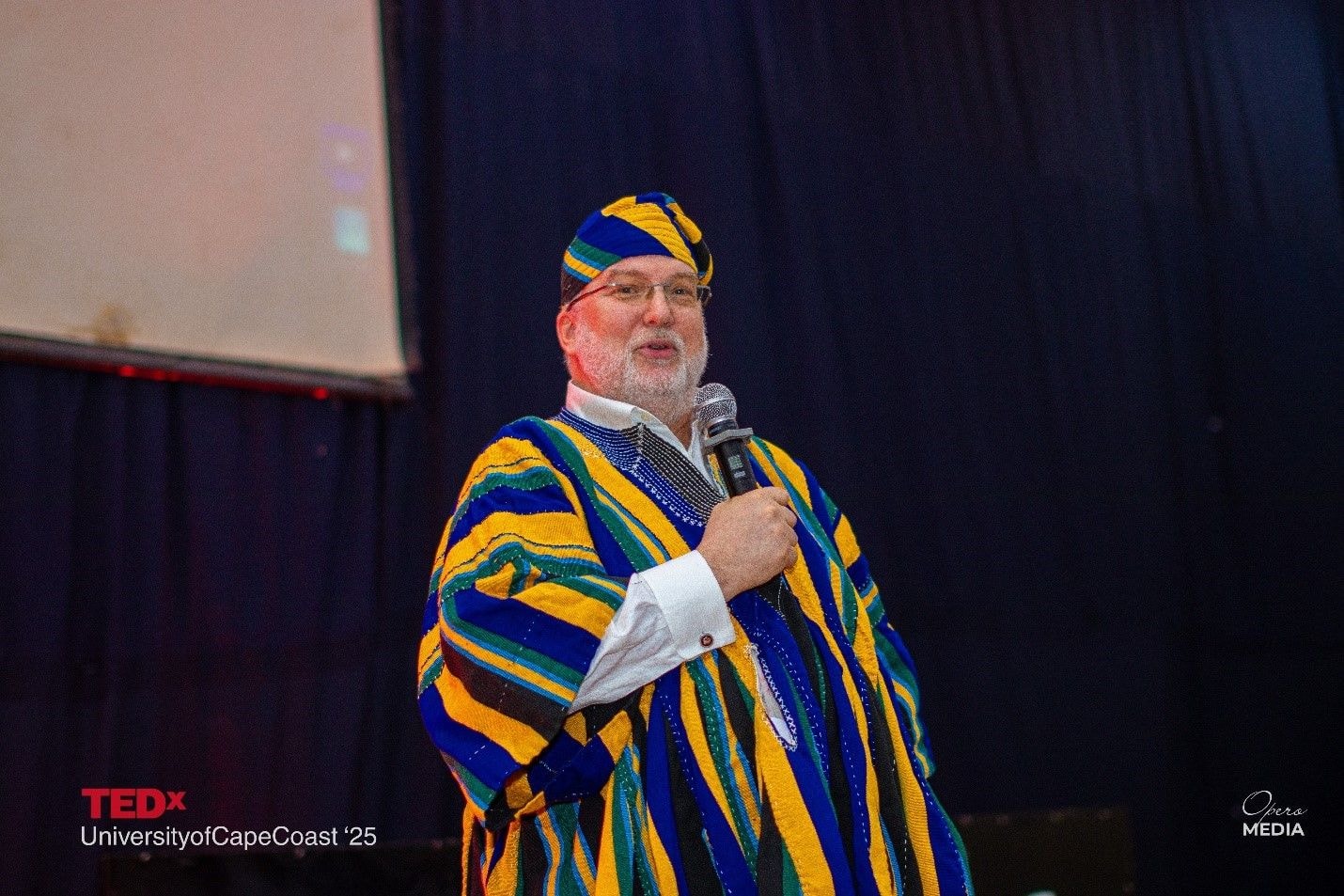 AT CEO urges students to embrace AI