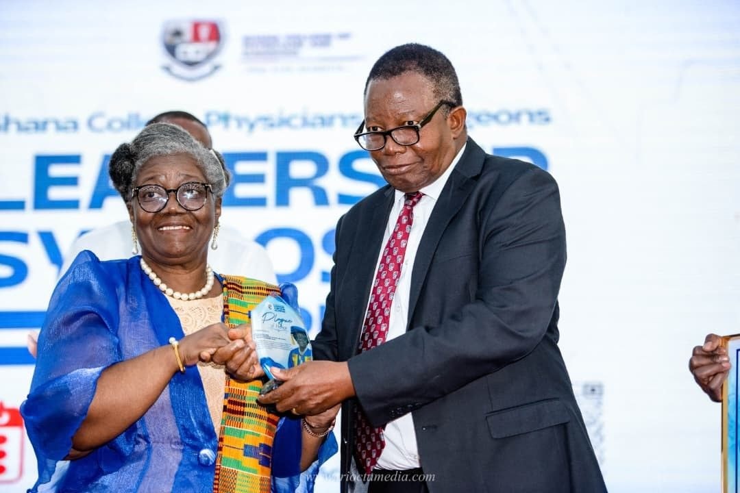 Female pioneer surgeon touts integrity, grit as key to success