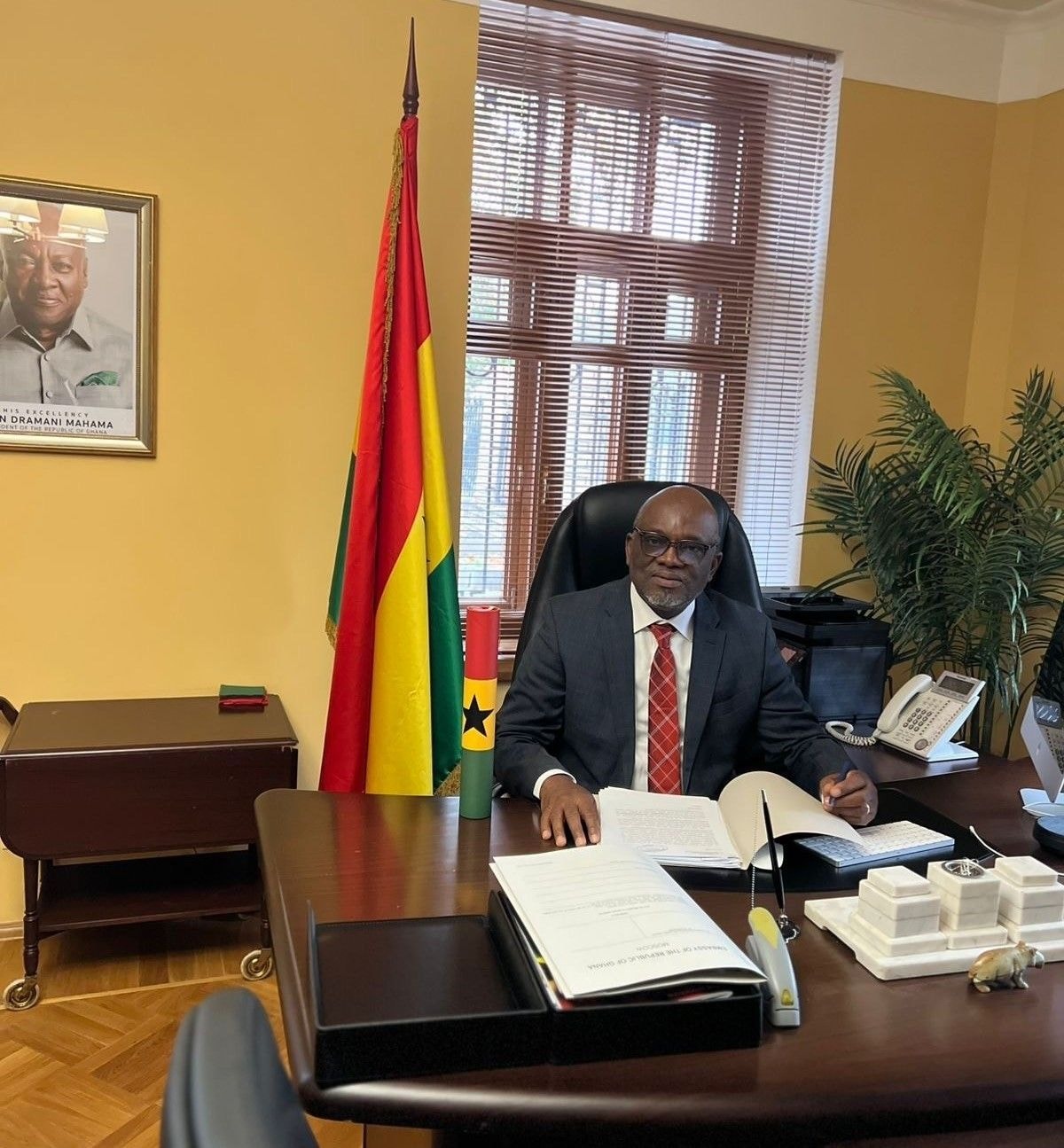 Jehu-Appiah and Moscow's diplomatic staff share views on developing Ghana-Russia collaboration