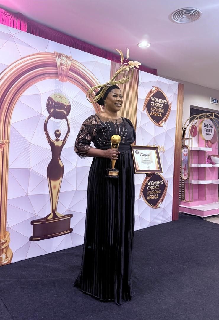 Marketing genius & resilience embodiment, Adiza Ibrahim honoured at Women’s Choice Awards Africa