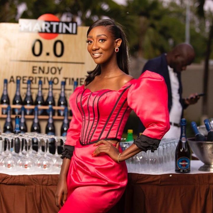 Media personality Regina Van Herbert celebrated 29th birthday with Martini 0.0 Dolce