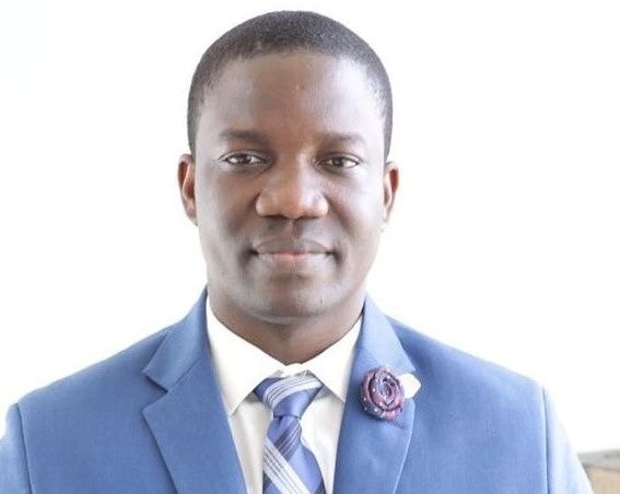Corporate debt restructuring during uncertainties