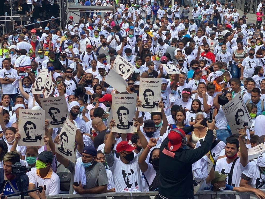 Venezuela: Thousands march in Caracas to demand release of Alex Saab