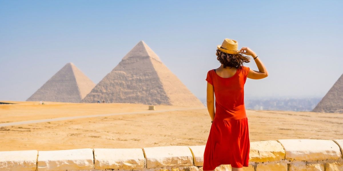 Egypt hopes for tourism boost as flights from Russia resume