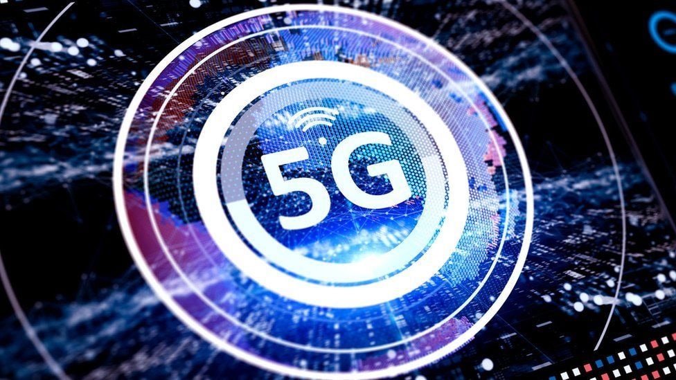 Top US phone firms reject call to delay 5G rollout