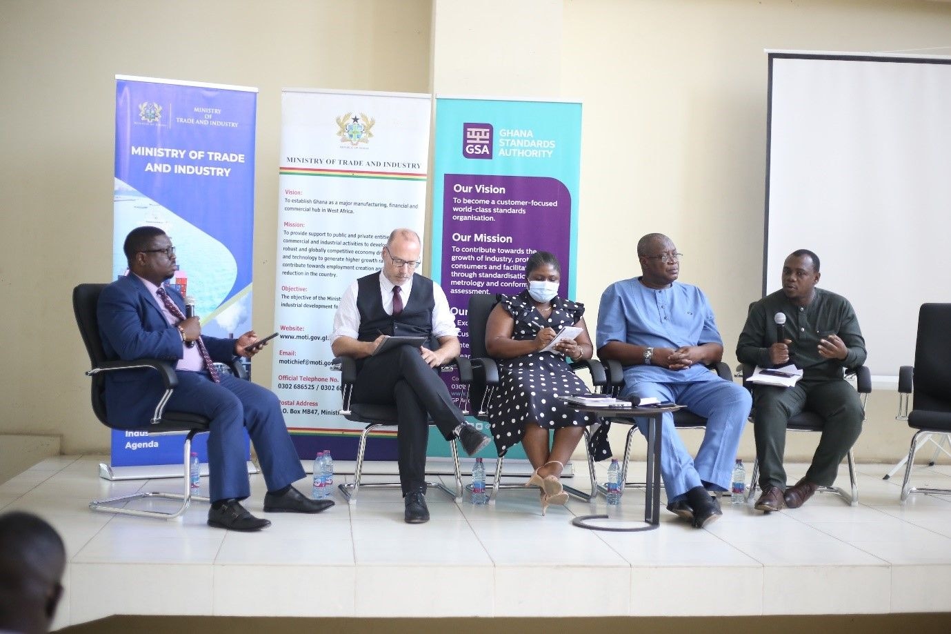 Stakeholders explore alternatives to clinker in local cement production