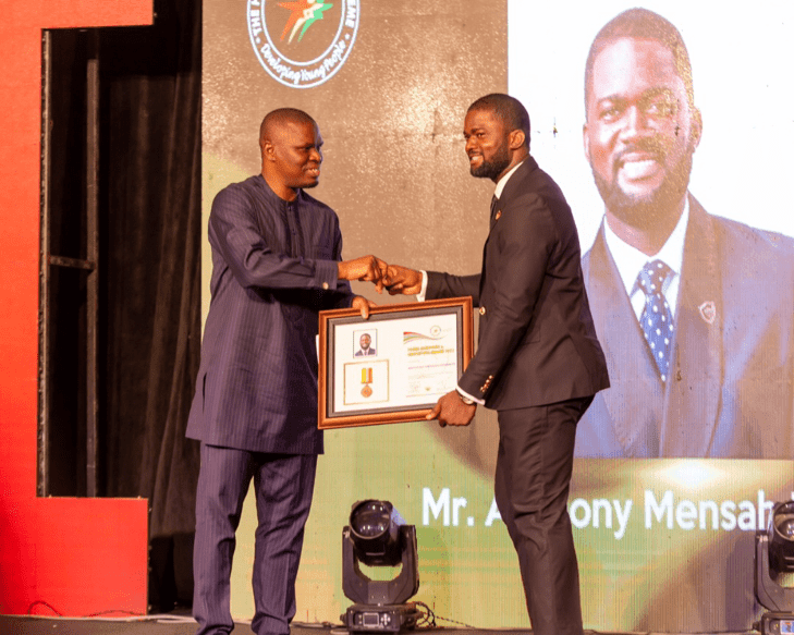 Caveman Watches CEO honoured at Head of State Gold Awards