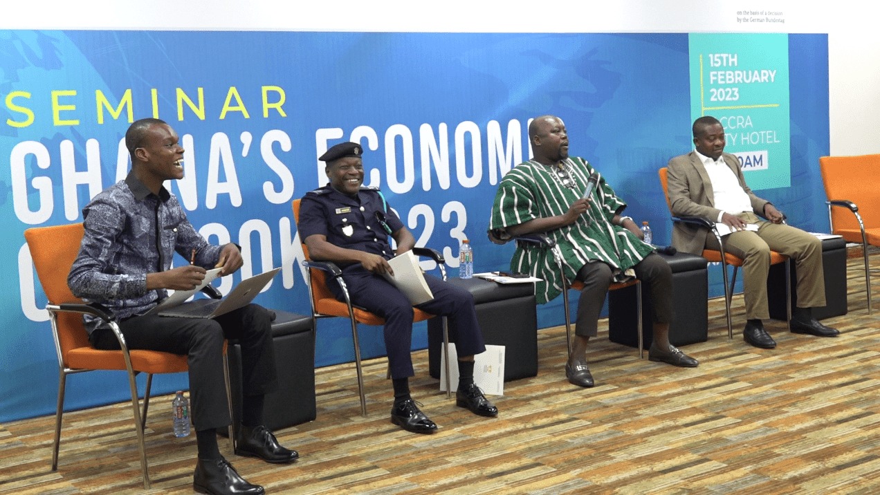 Industry debate benchmark value and more at business seminar