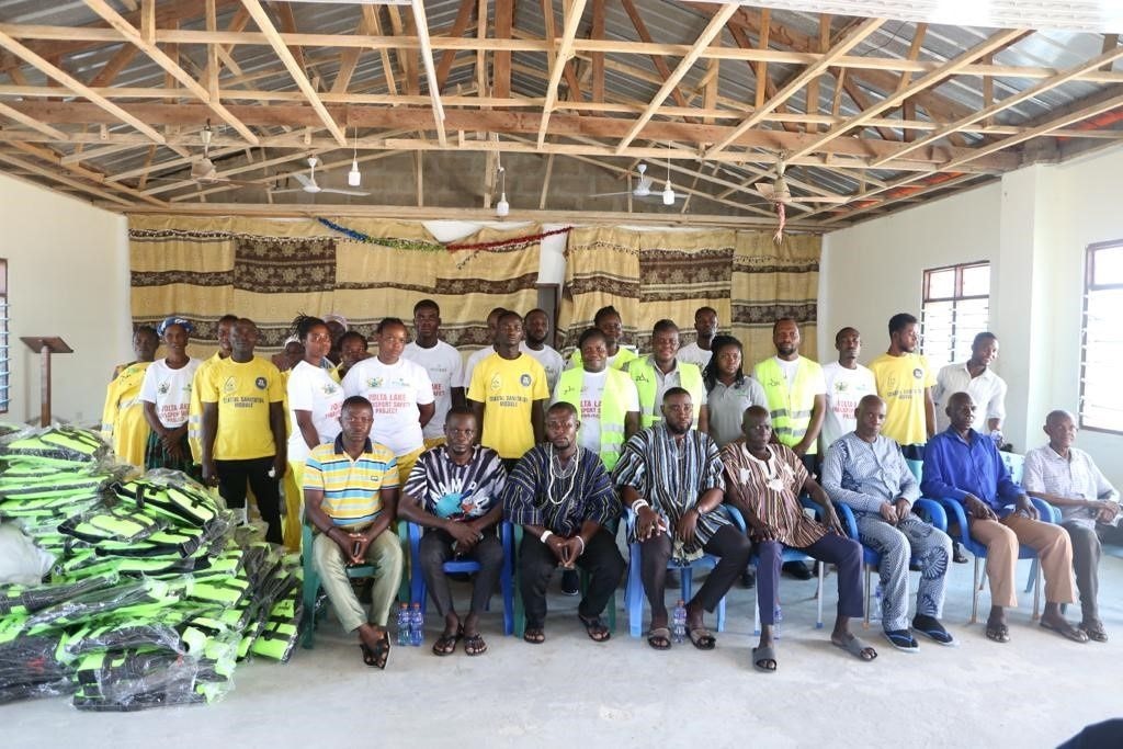 Ecozoil sensitizes residents of  Azizanya on essence of life jackets