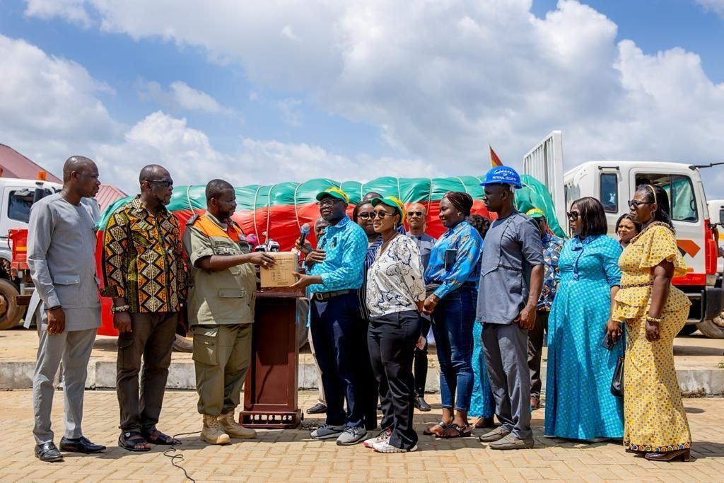 We are family and we care - Ofori-Atta assures flood victims