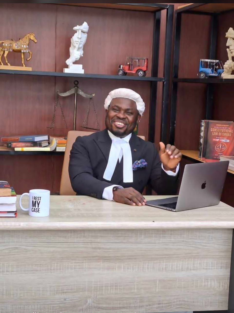 ‘Bomba’ swaps Insurance for the Bar