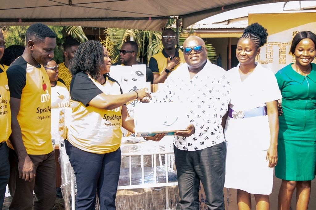 UMBCares brings Holiday cheer to the Madina Poly Clinic