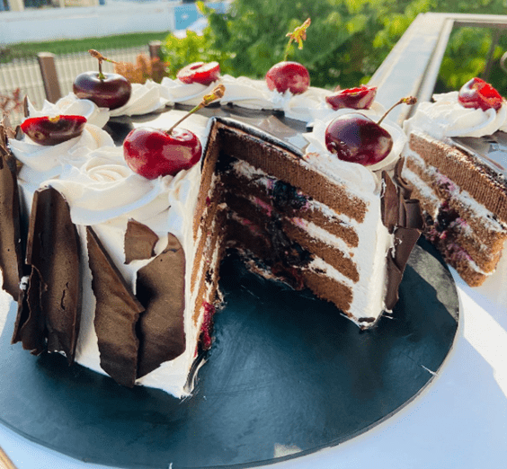 Recipes with Dainess Chef School: Black Forest Cake
