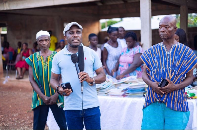 Nana Amoasi VII Charity Foundation holds "party time with kids"