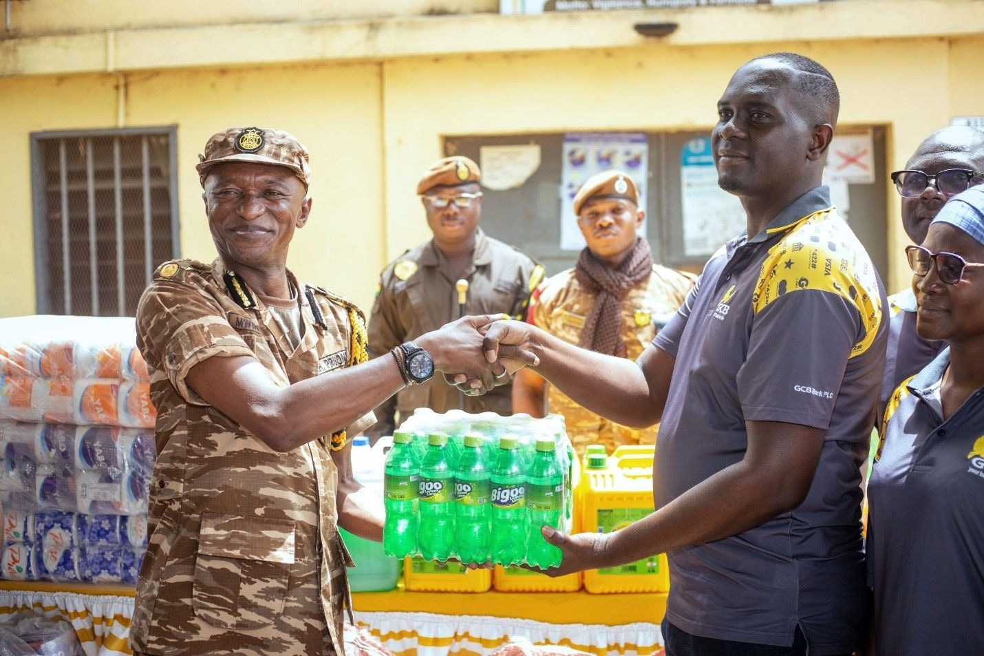Staff of GCB Bank support Wa Prison 
