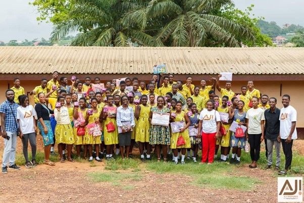 NGO inspires school children for a better life