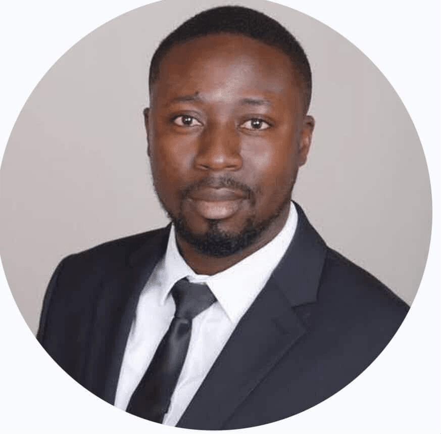 Integrating AI tools in internal auditing and supply chain management: A professional showcase