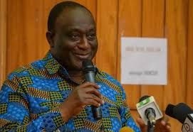 Gov’t woos investors with business regulatory reforms