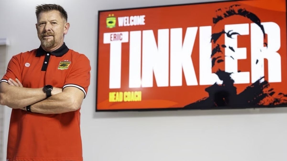 Asante Kotoko appoints South Africa’s Eric Tinkler as new head coach