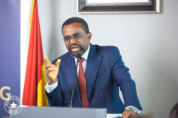 BoG warns against taping, repairing damaged cedi banknotes