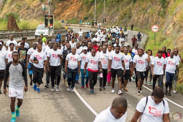 Exercise reduces risk of cancer by 40% – new study