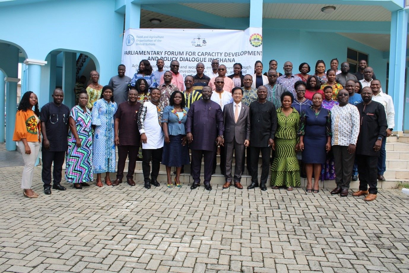 FAO’s policy dialogue promotes gender equality, investments in agriculture