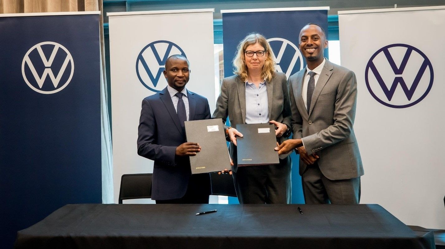 Motoring with Bob Roco ROMEO: Volkswagen signs MoU with Rwanda to start the GenFarm Project