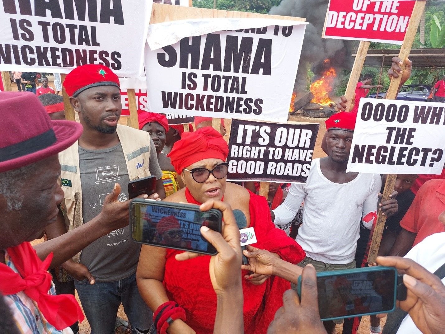 Chiefs, GPRTU, indigenes of Shama demand good roads