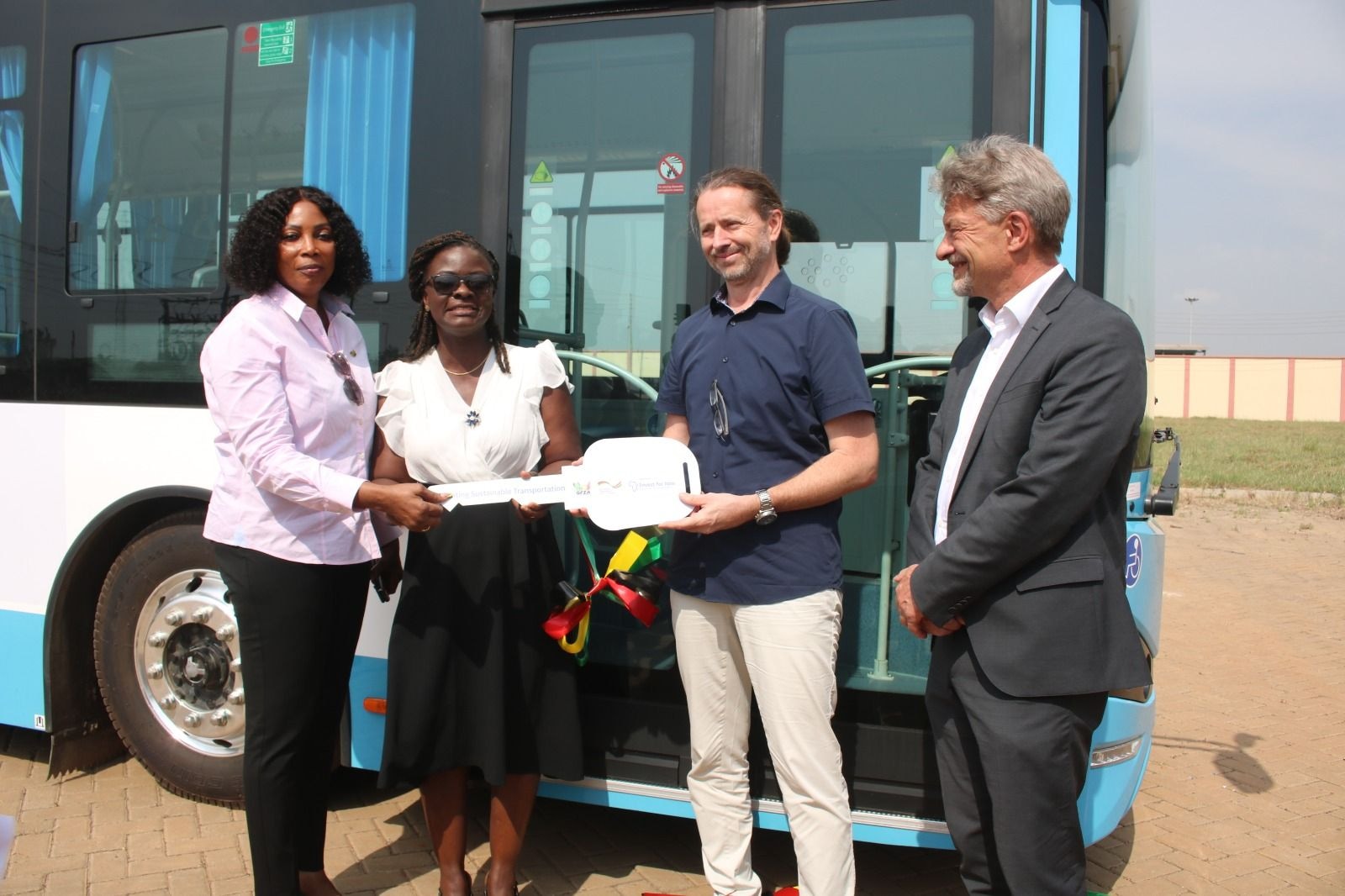 German Cooperation and Ghana Free Zones secure electric bus to promote e-mobility and green economy