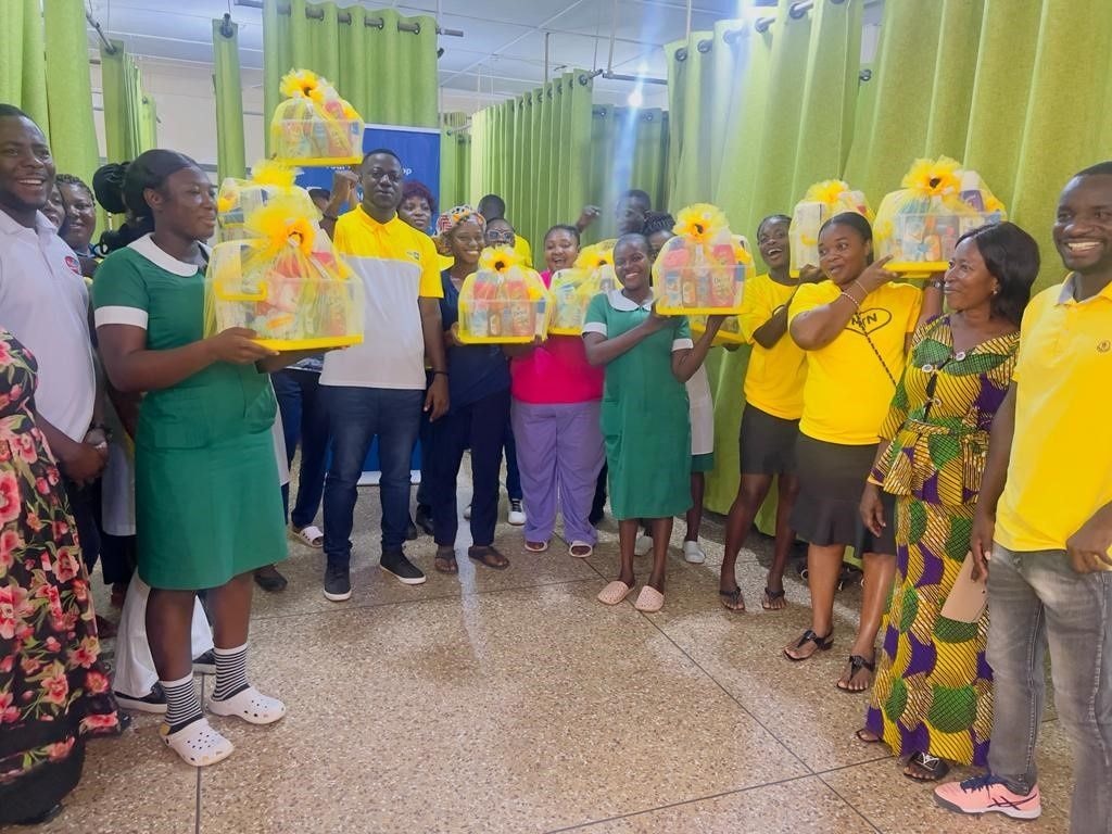 MTN shows love to mothers of new-born babies with 500 hampers