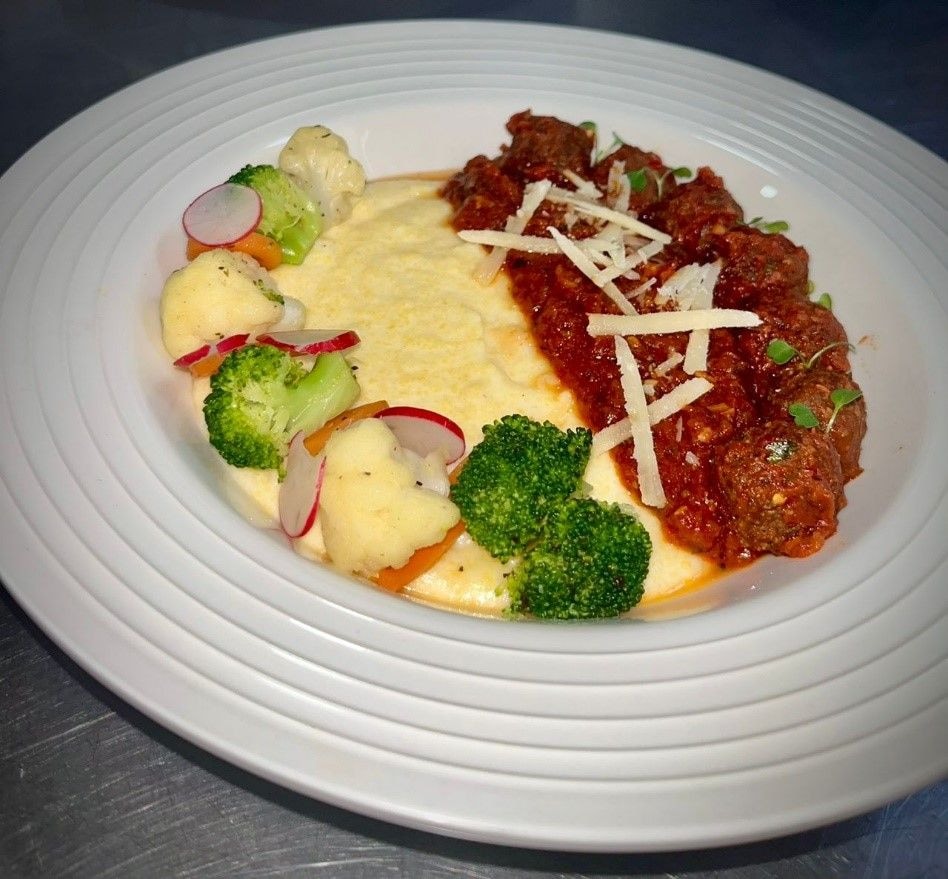 Recipes with Dainess Chef School: Creamy Polenta with Meatballs and Marinara Sauce