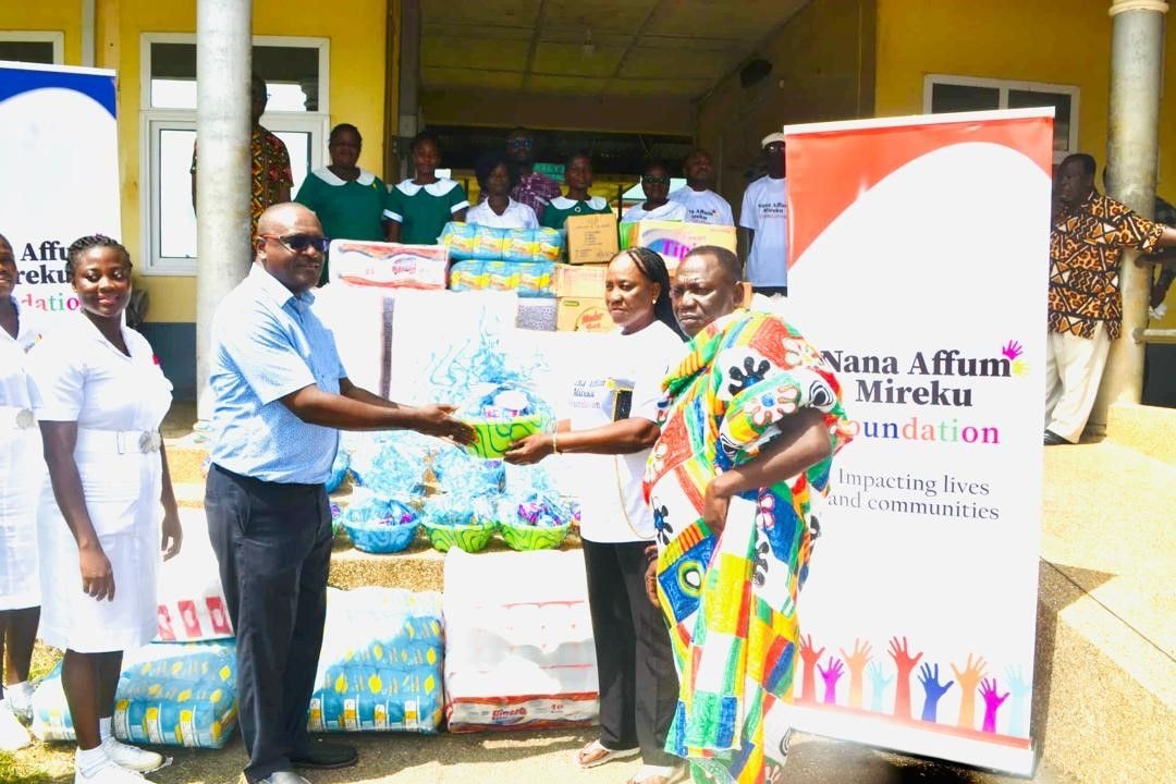 Nana Affum Mireku Foundation supports Kwahu Hospital’s maternal unit