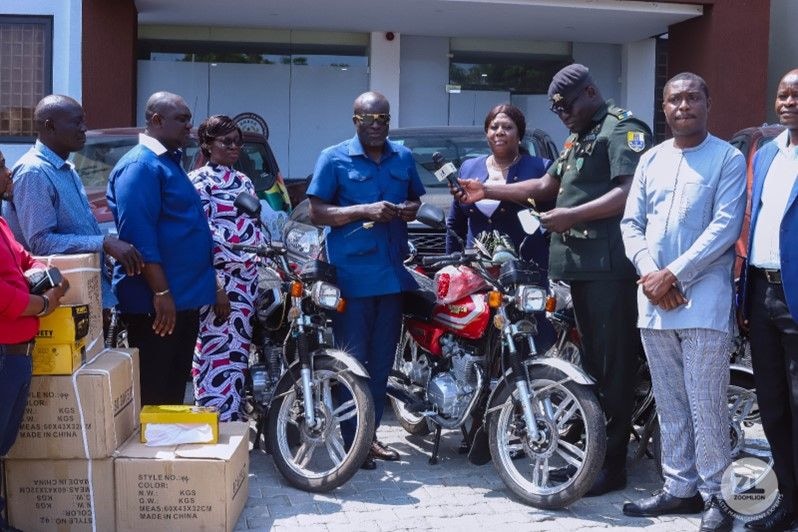 Zoomlion donates ultra-modern cleaning equipment to enhance Homowo clean-up initiative