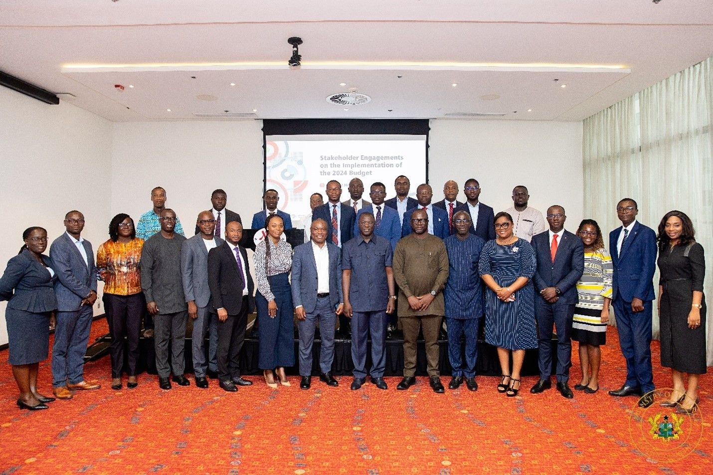 Finance minister calls for banking sector support amid economic recovery
