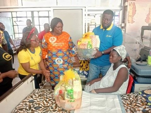MTN presents hampers to babies born on Christmas day