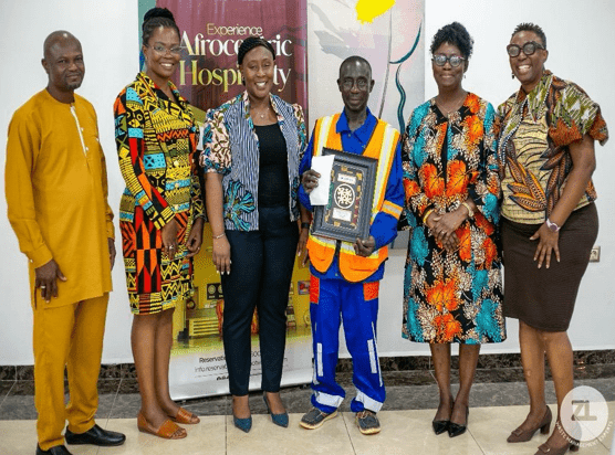 Zoomlion rewards honest YEA worker