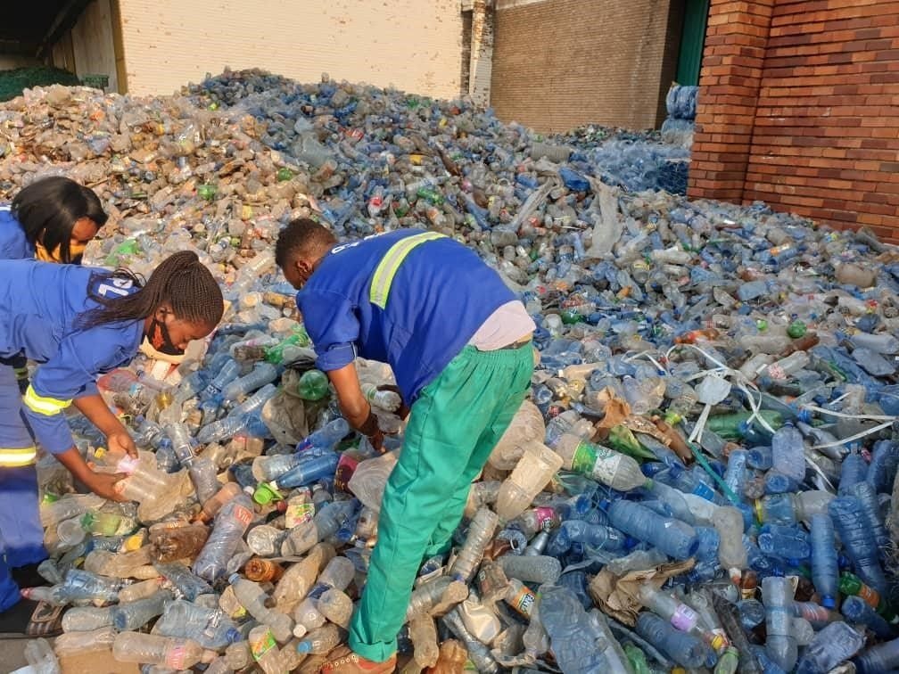 From waste pickers to entrepreneurs: Formalising the informal recycling sector