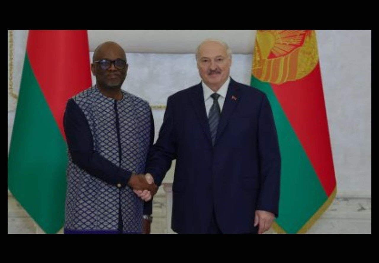 Dr Jehu-Appiah presents letters of credence to Belarus