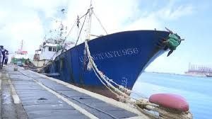 Recalcitrant Chinese-owned trawler re-licensed … despite committing same illegal fishing offences twice and failing to pay fine