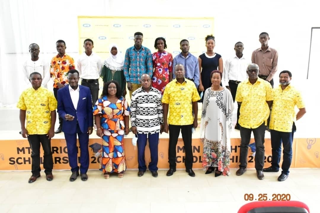MTN Foundation brings relief to 300 students through MTN Bright Scholarship Scheme
